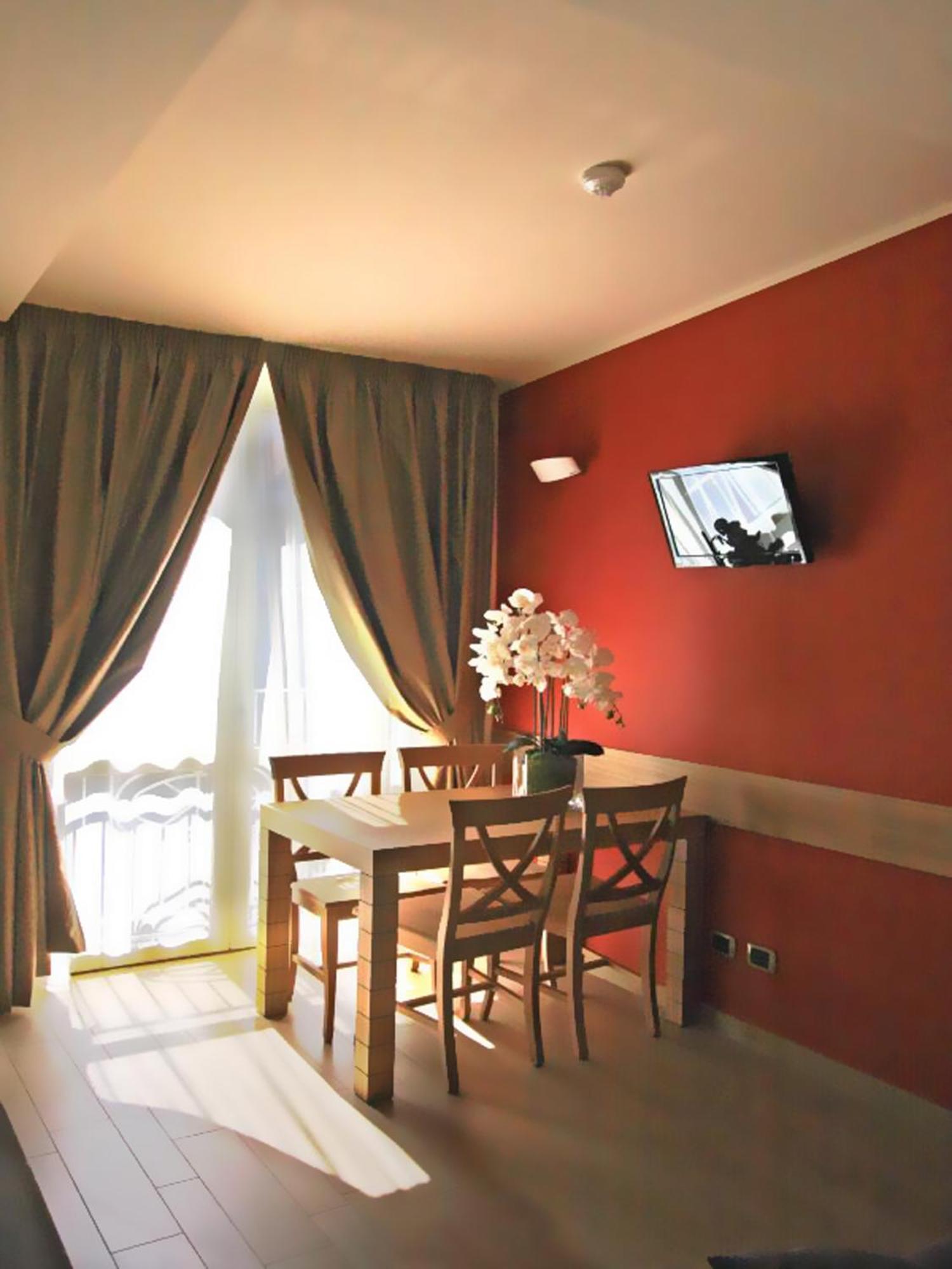 الشقق الفندقية غْروتّامّاريفي  Relais Concorde المظهر الخارجي الصورة
