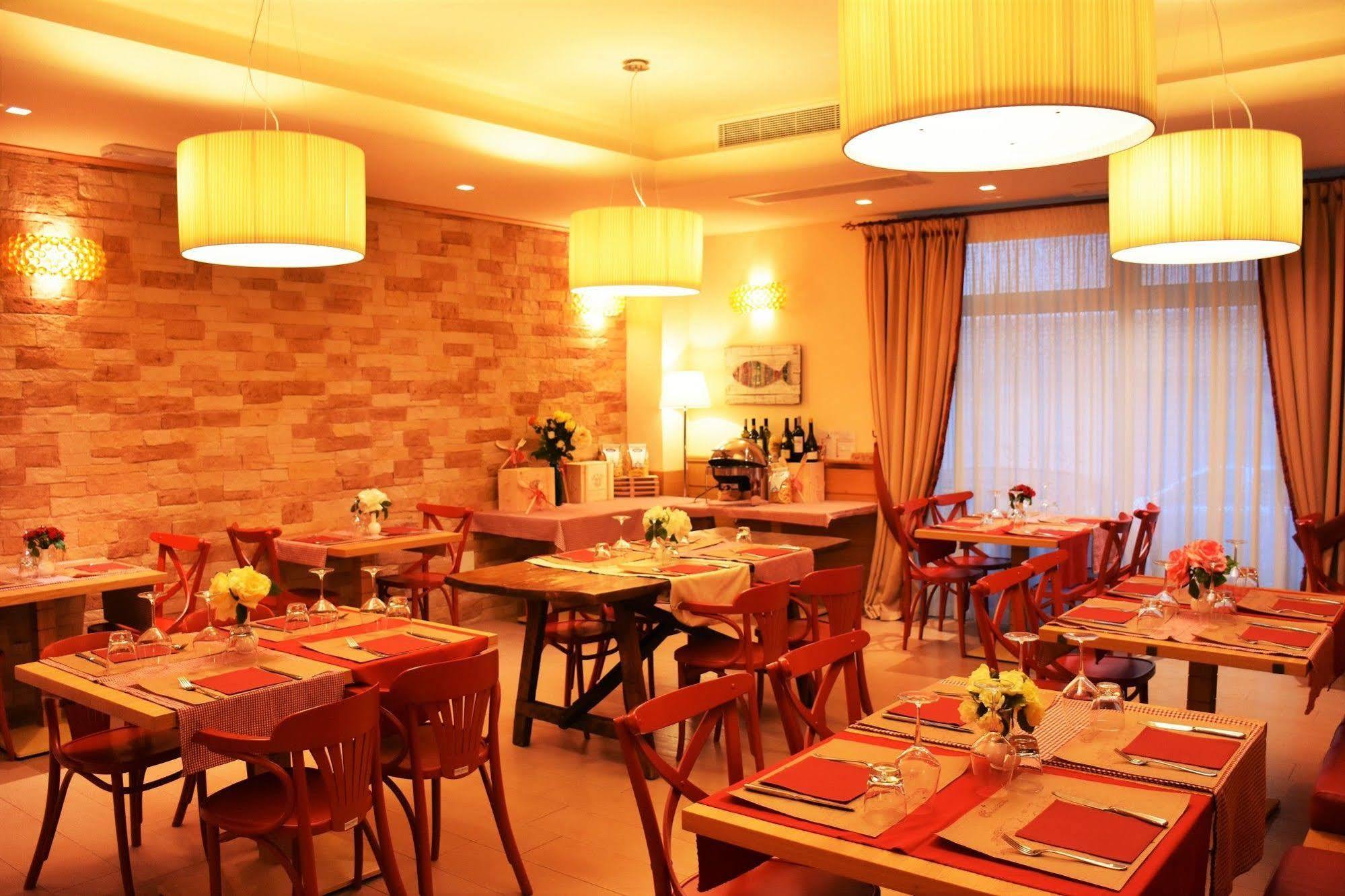 الشقق الفندقية غْروتّامّاريفي  Relais Concorde المظهر الخارجي الصورة